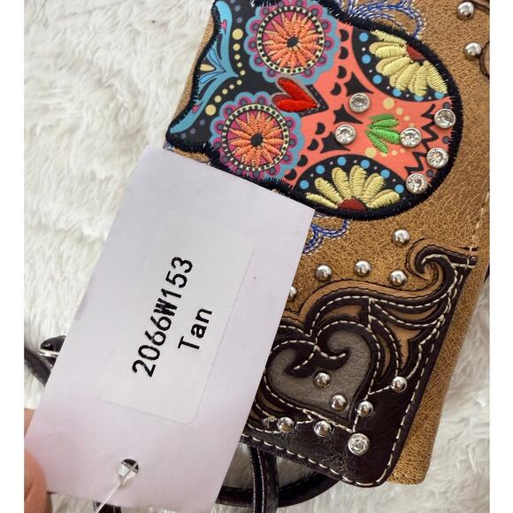 Embroidered Owl Design Women's Wallet - Picture 8 of 9